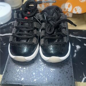 Jordan 11’s Low